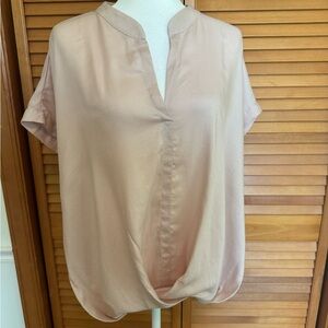Amour Vert Dahlia Tencel Blouse, Blush, NWT, Large
